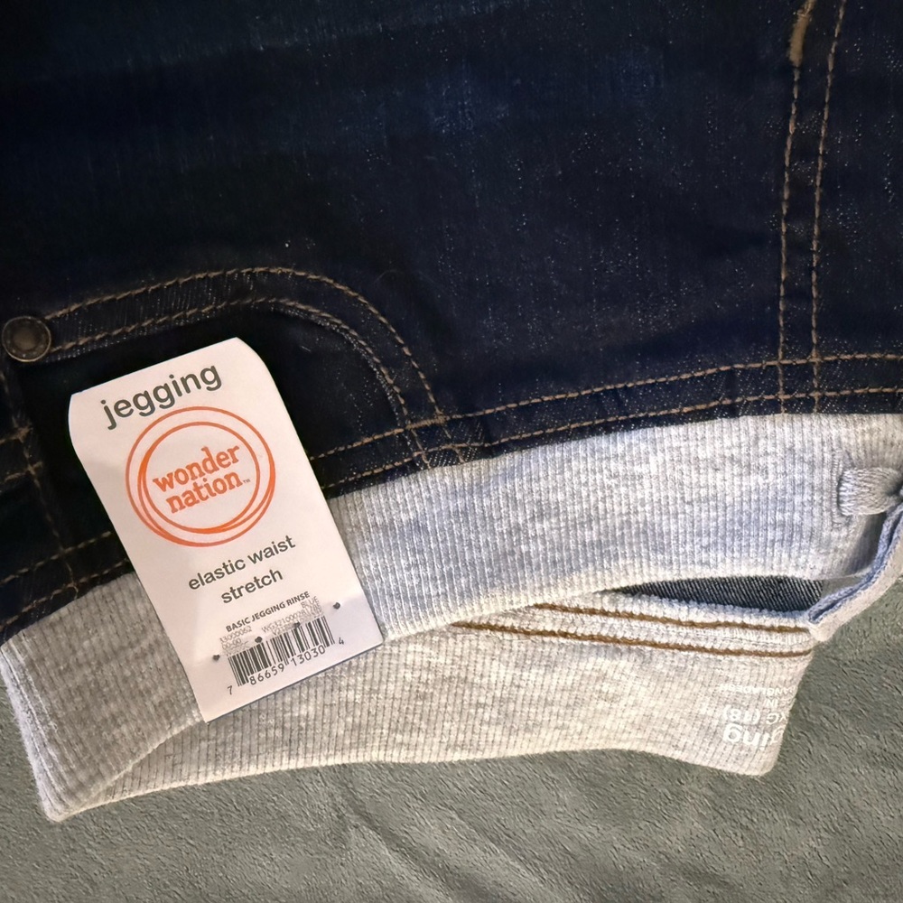 Wonder Nation Denim Jeggings with Light Gray Cuffs